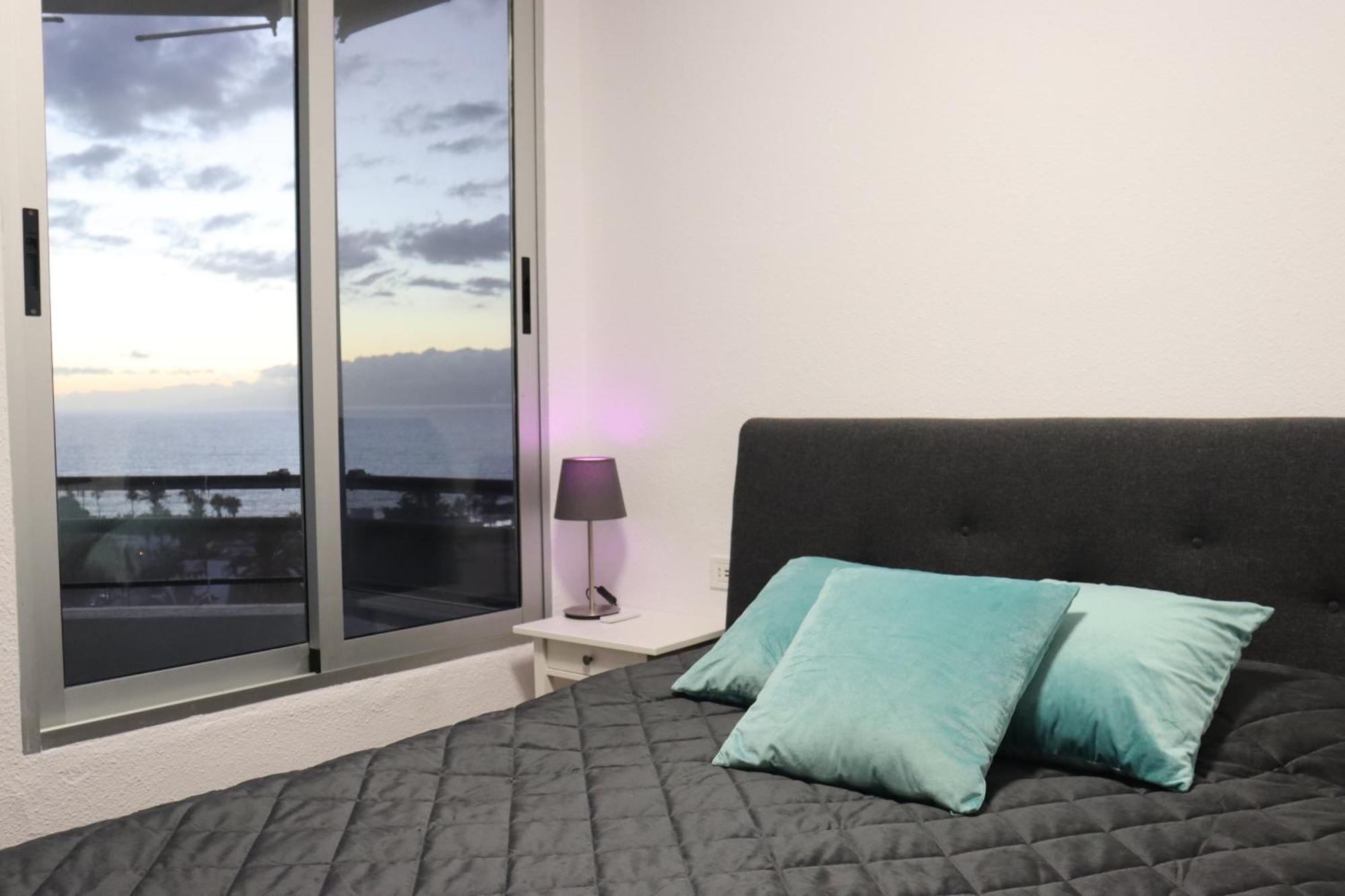 Cozy Ocean And La Gomera View Appartment Playa de las Américas Extérieur photo